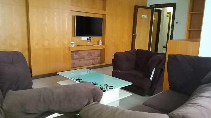 ฟราตินี โฮเต็ล Hotel ลาบวน ภายนอก รูปภาพ